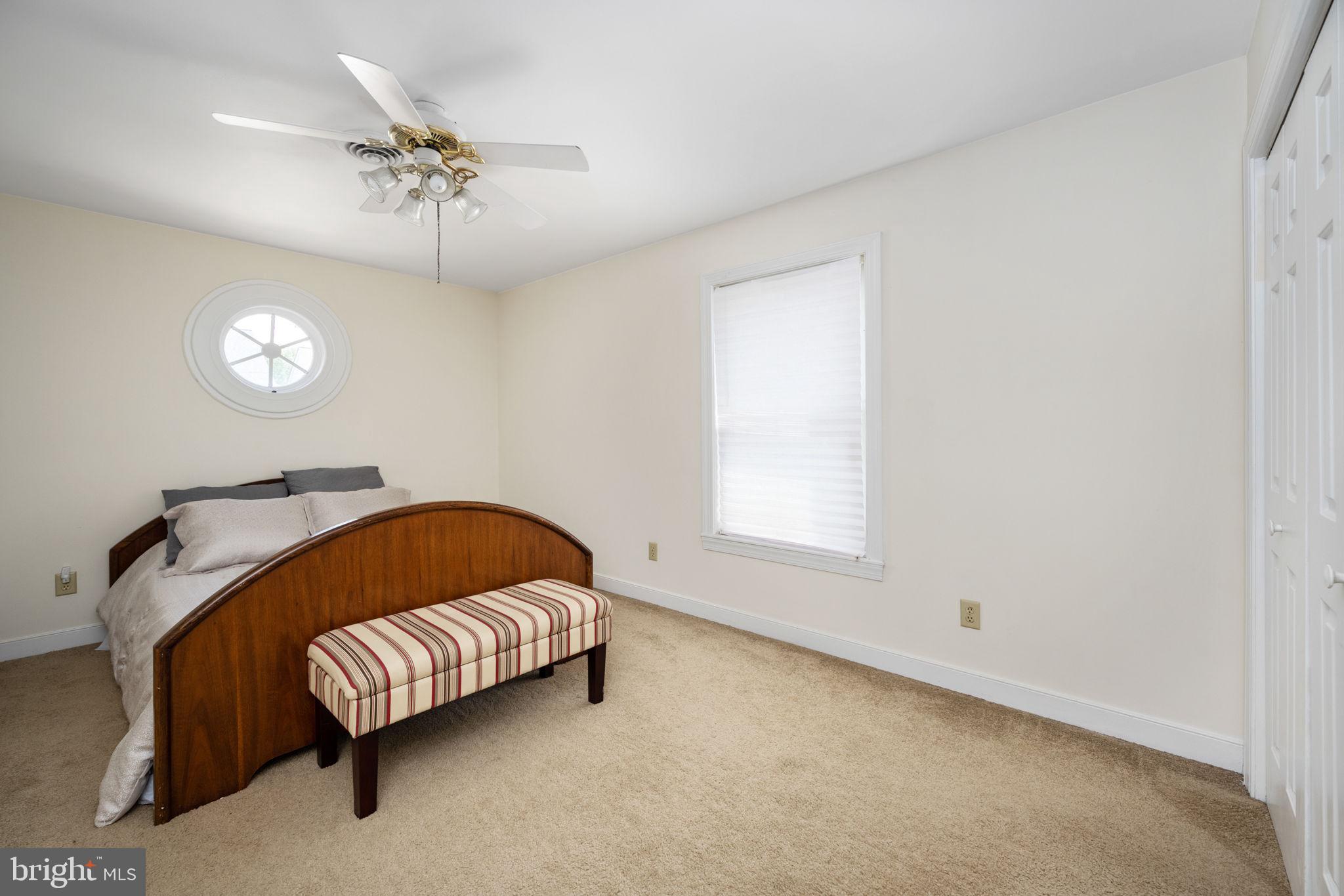 620 Kenmore Ave #4