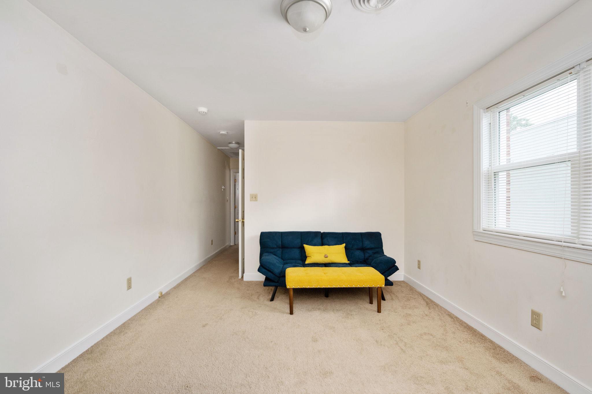 620 Kenmore Ave #4