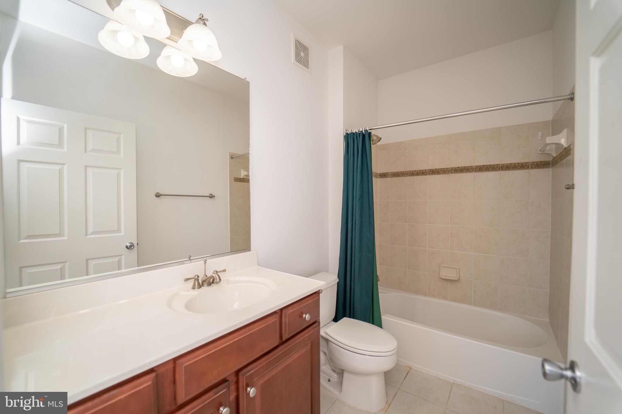 621-302 Cobblestone Blvd #302