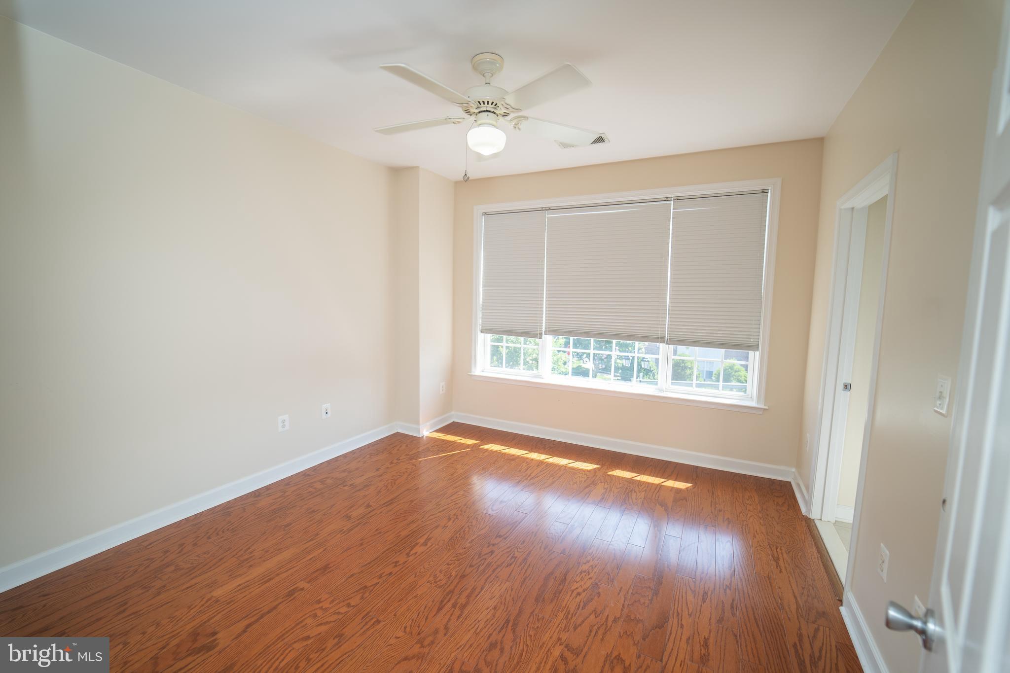 621-302 Cobblestone Blvd #302
