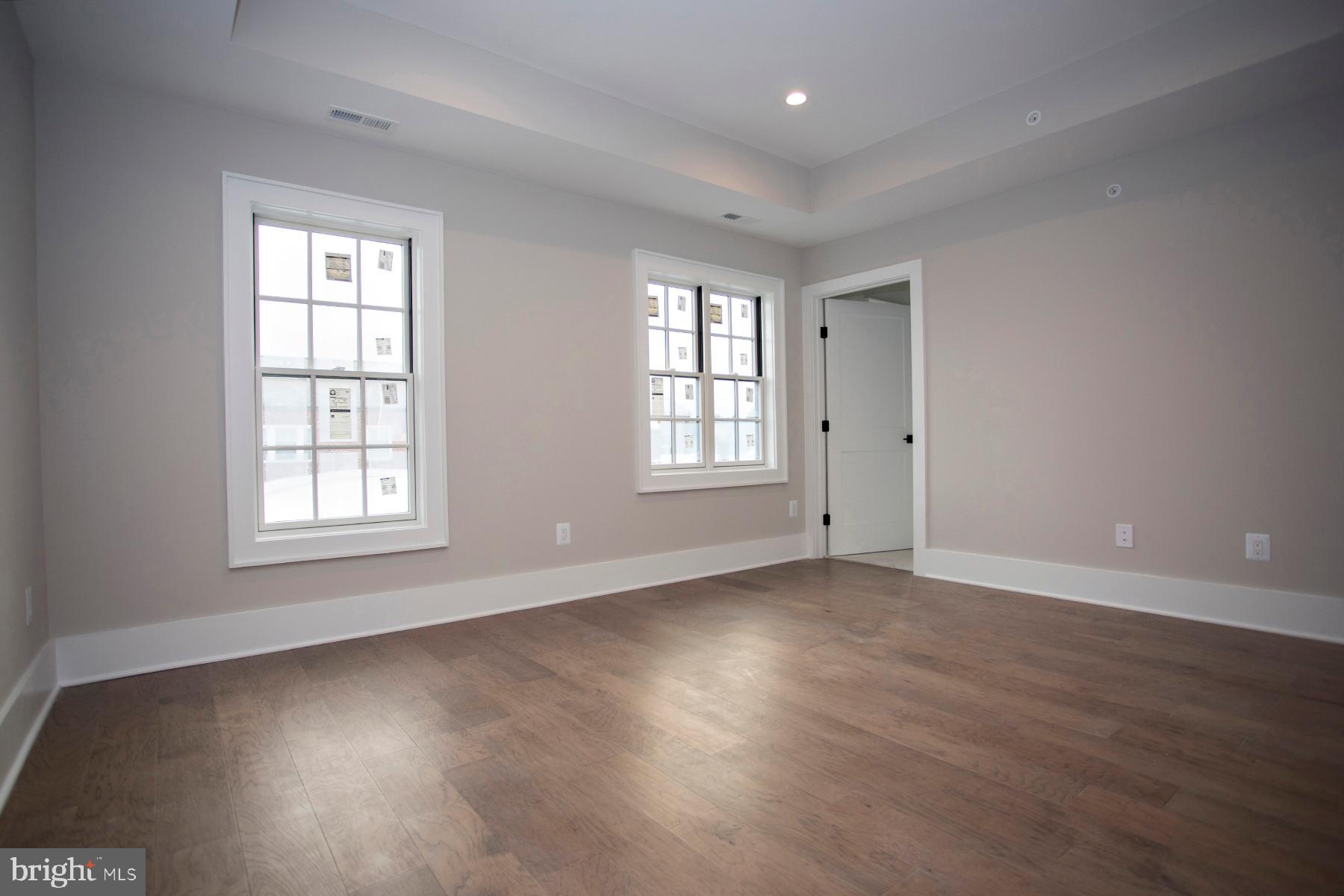 530 Mia St