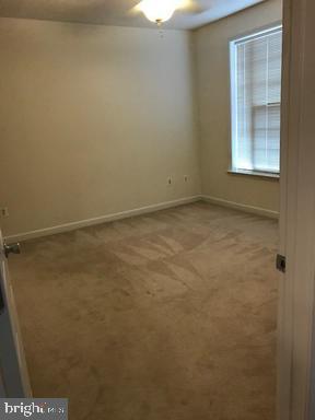 621 COBBLESTONE BOULEVARD 208 208