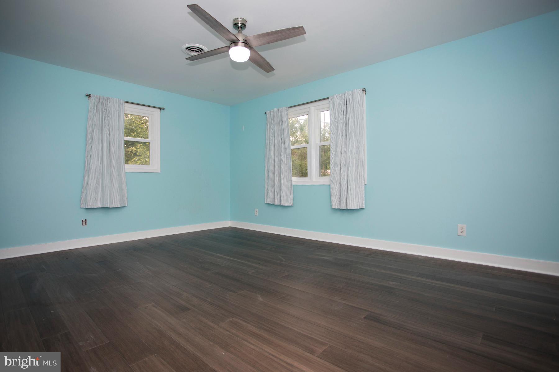 423 Deerwood Dr