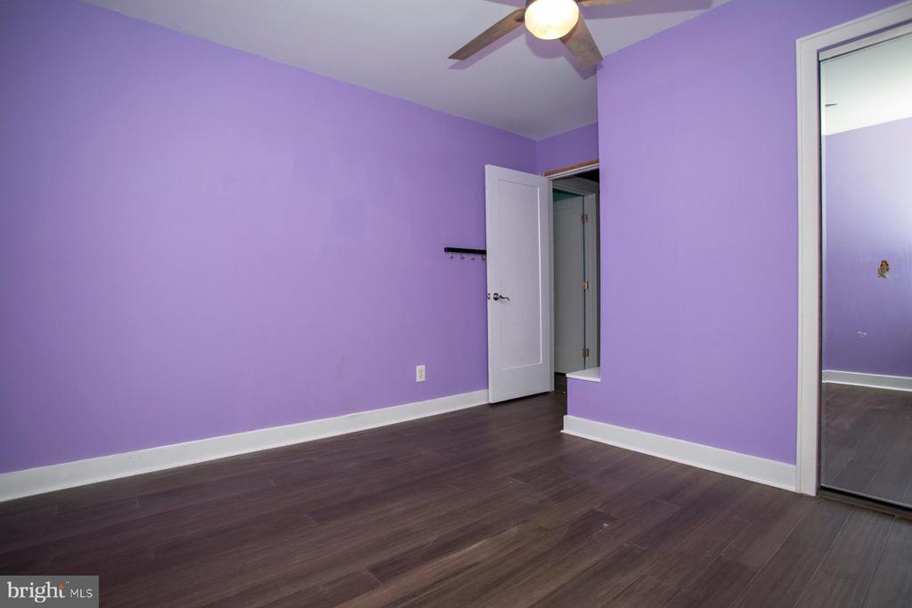 423 Deerwood Dr