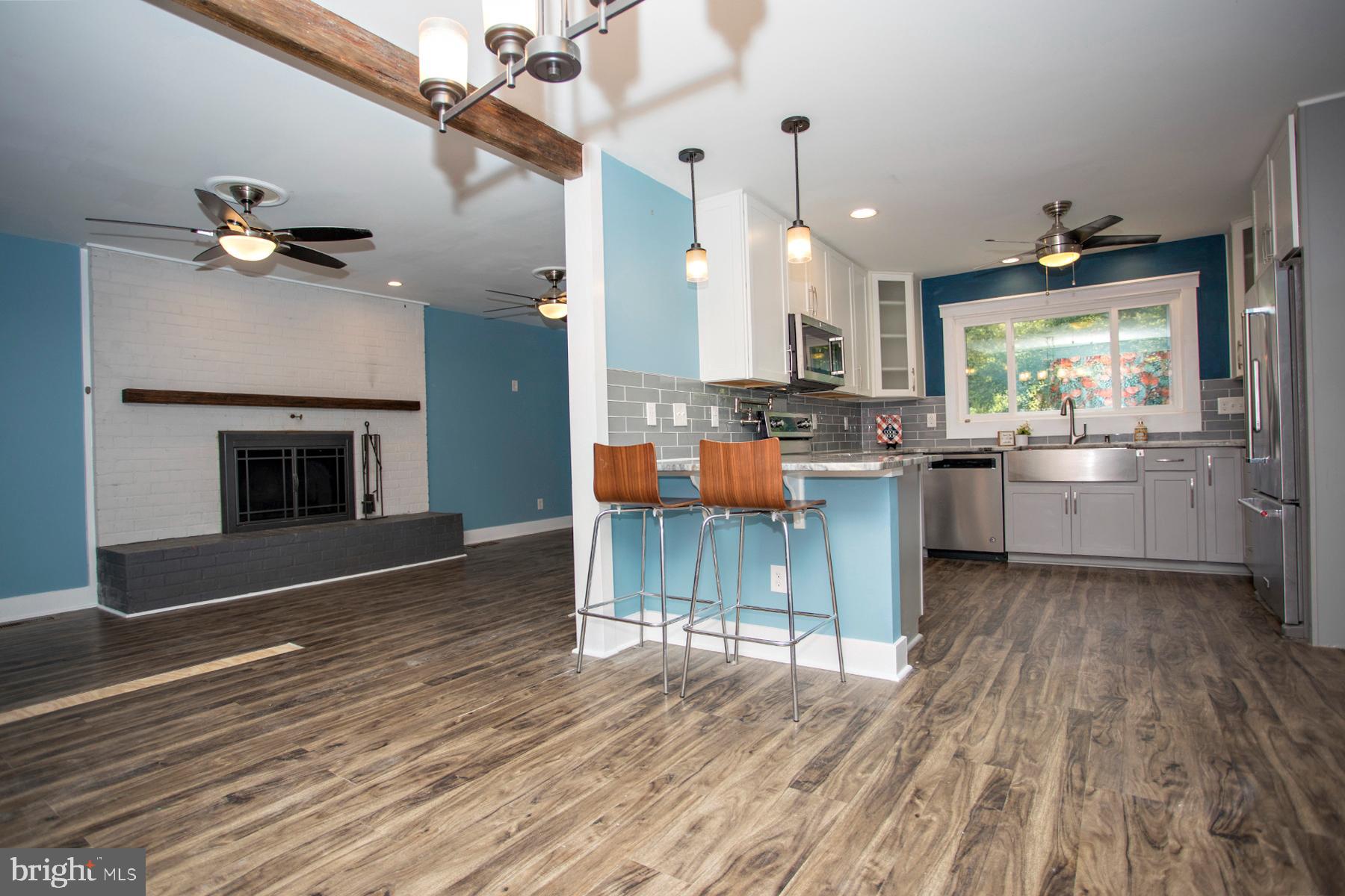 423 Deerwood Dr