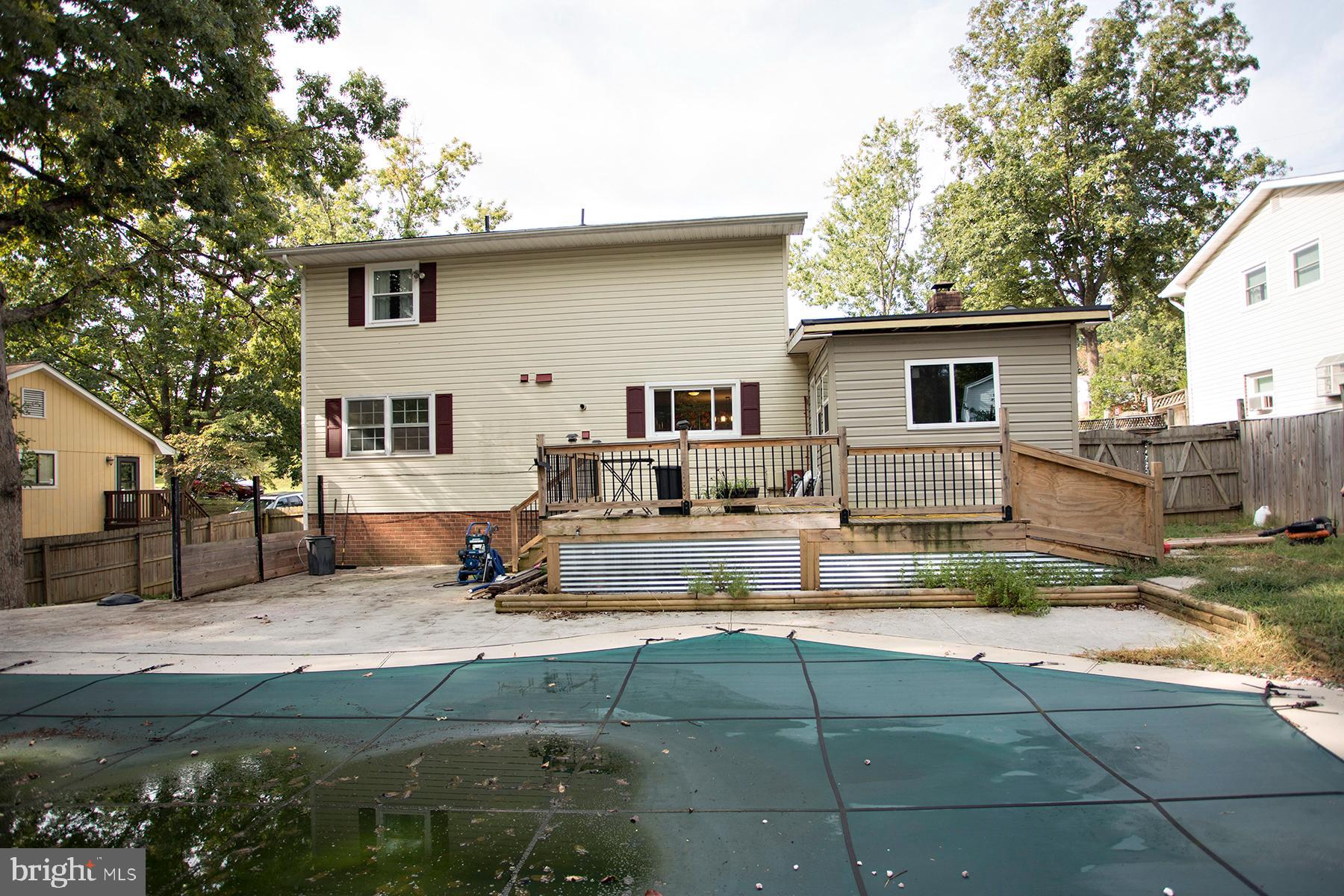 423 Deerwood Dr