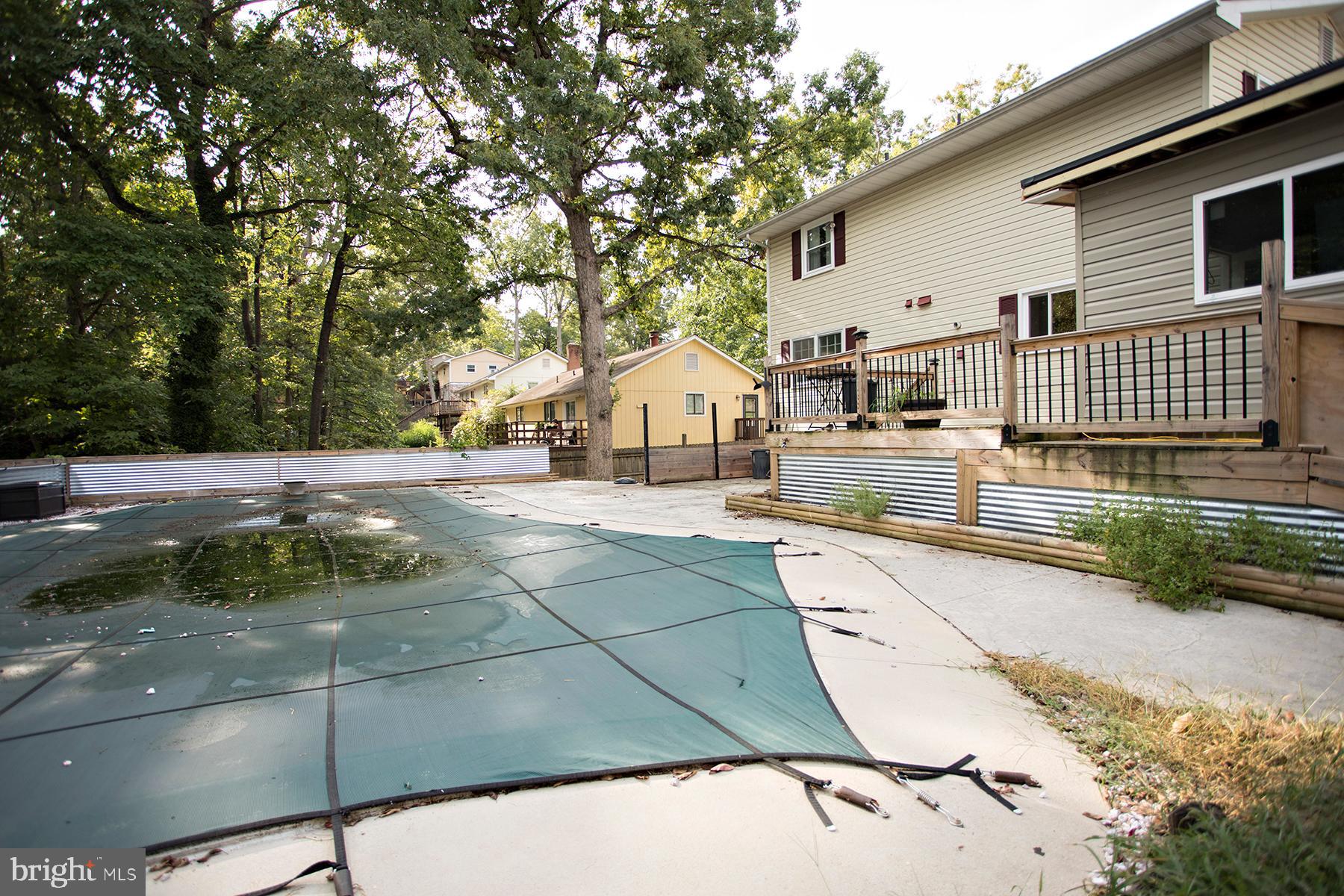 423 Deerwood Dr