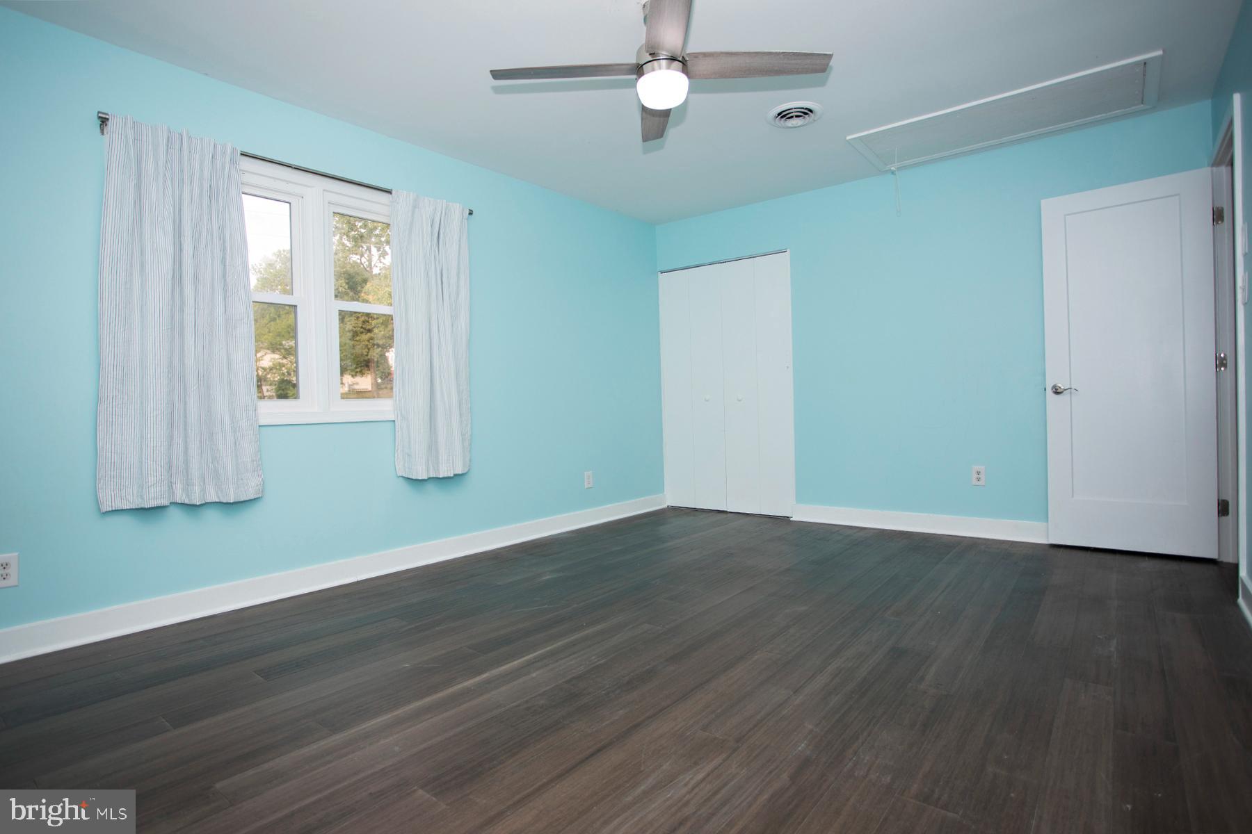 423 Deerwood Dr