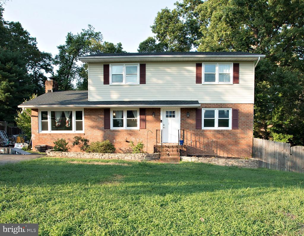 423 Deerwood Dr