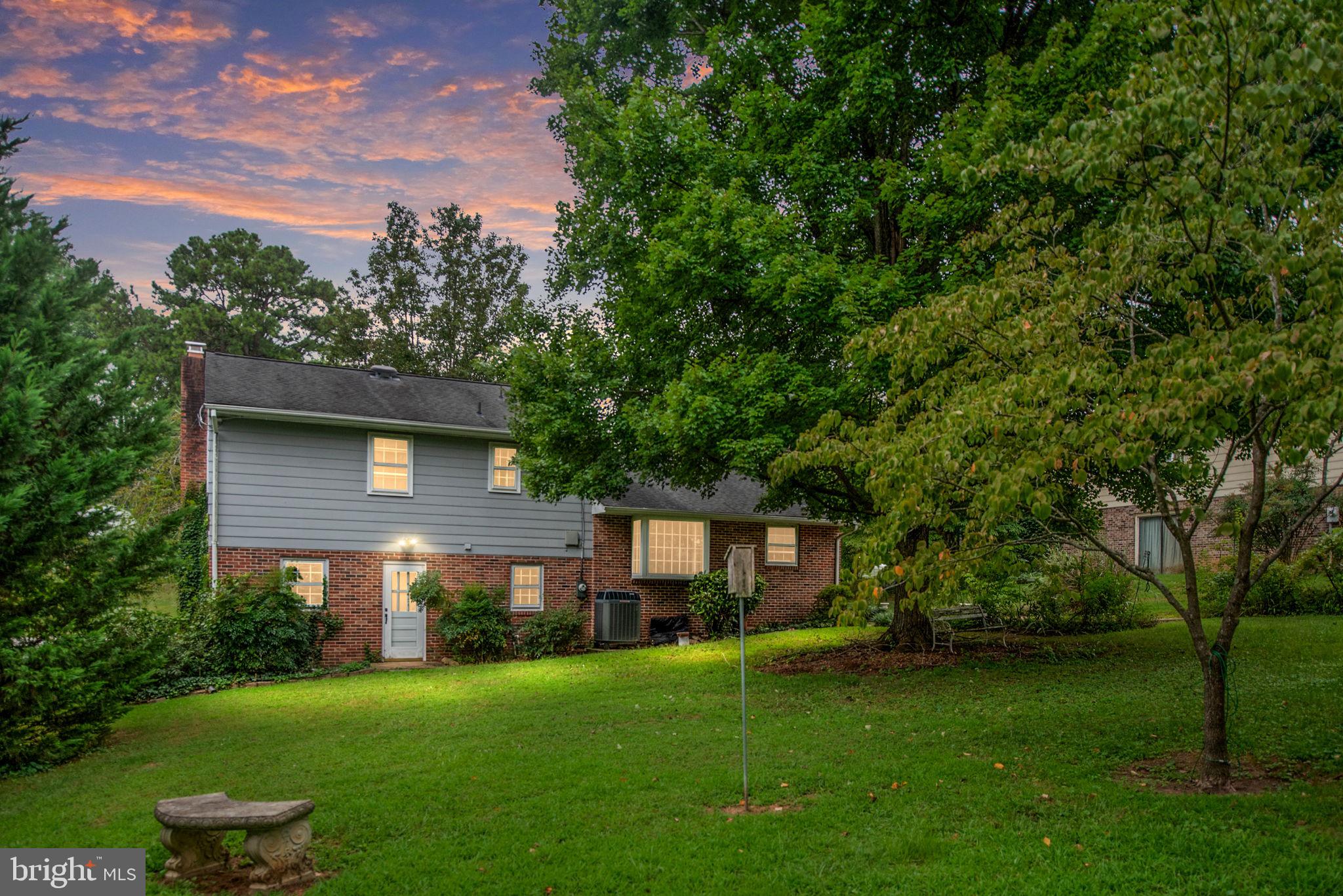 209 Stonewall Dr