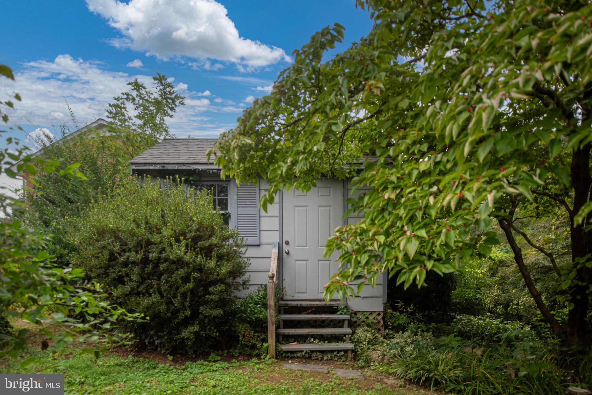 209 Stonewall Dr