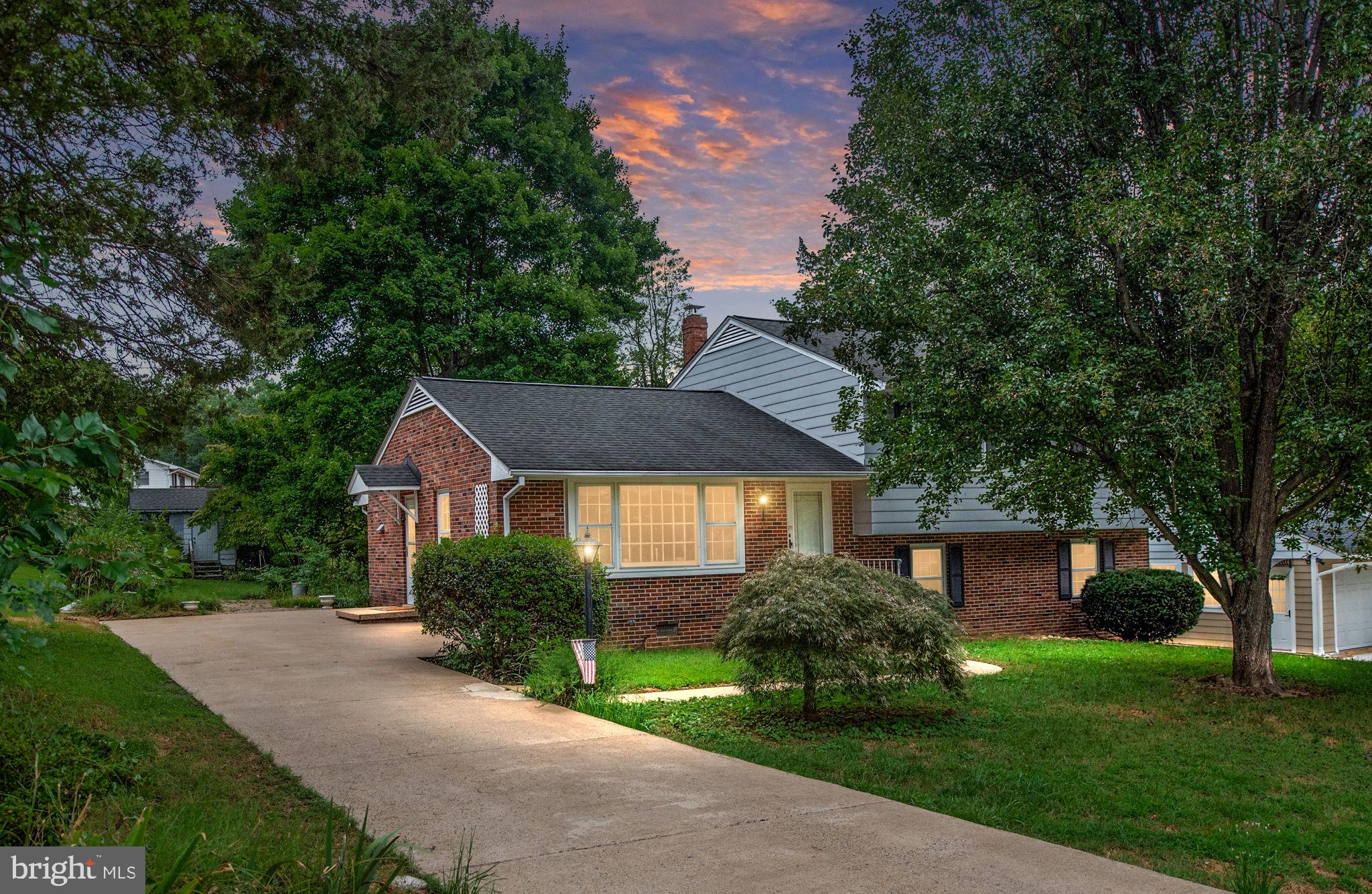 209 Stonewall Dr