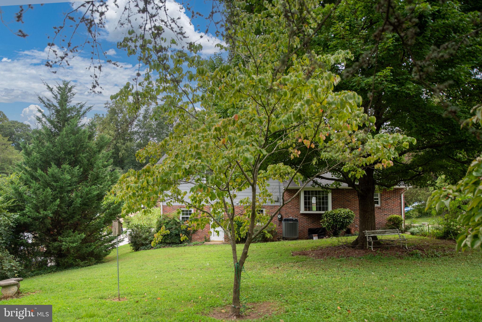 209 Stonewall Dr