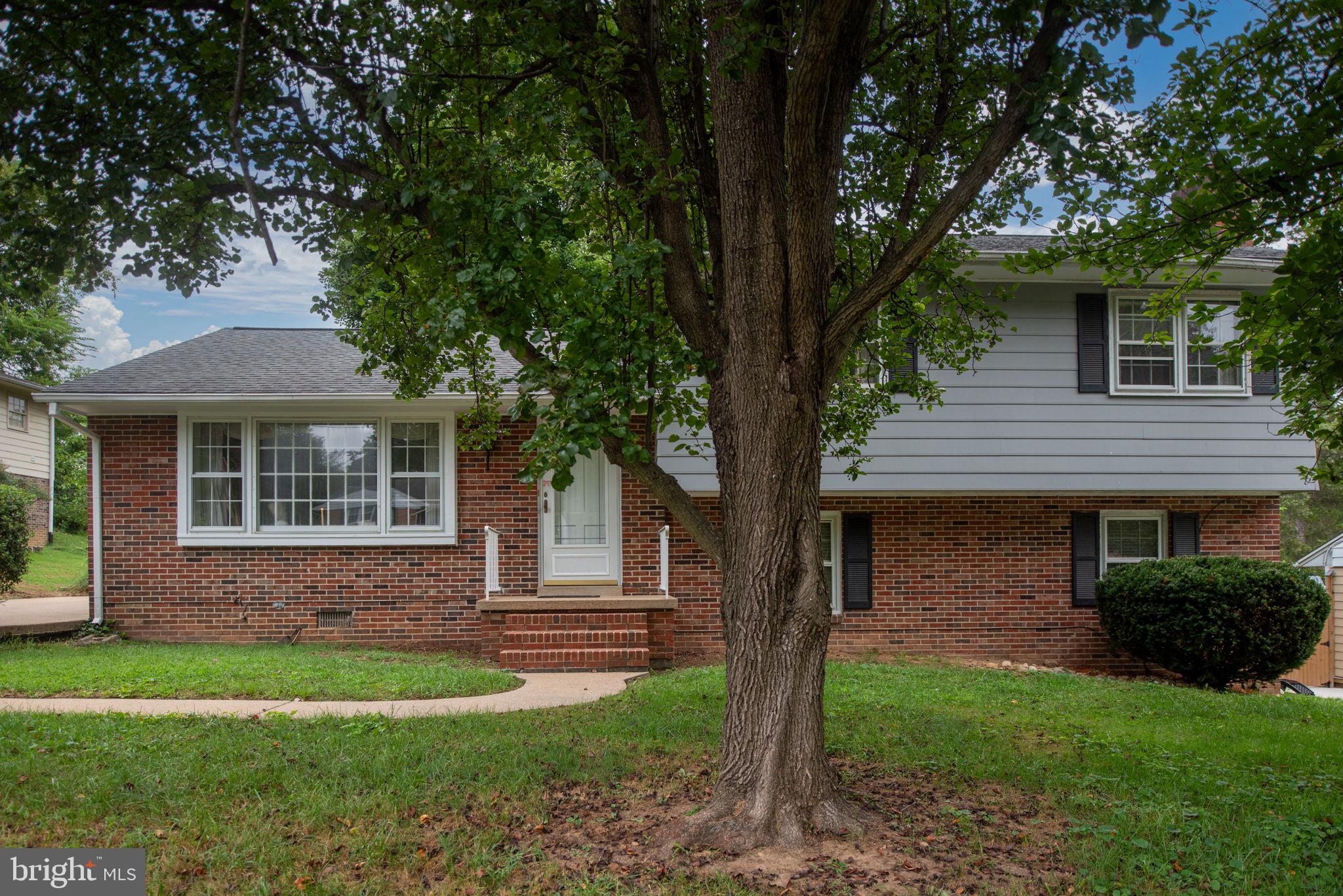 209 Stonewall Dr