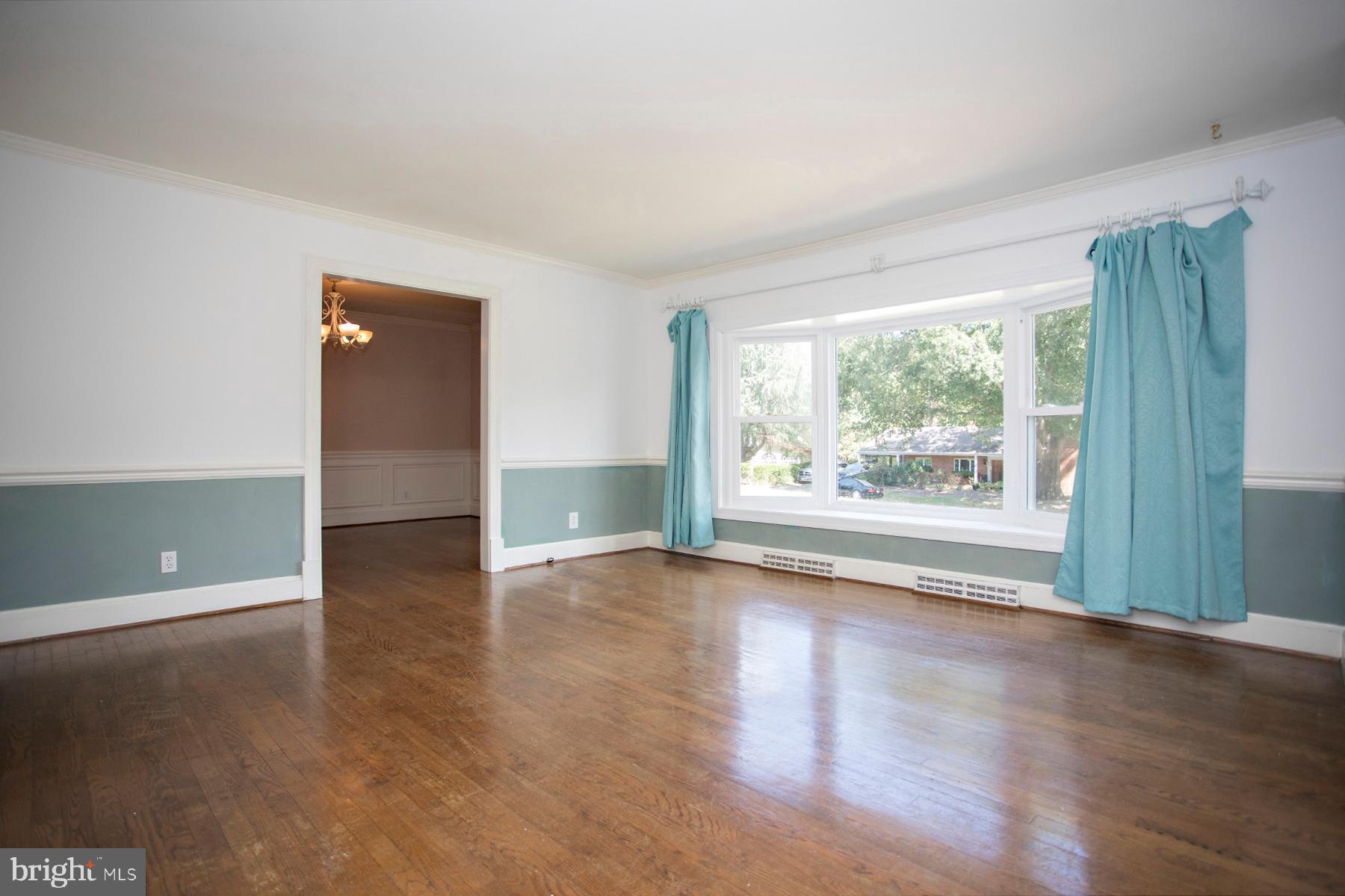115 WOODLAND ROAD