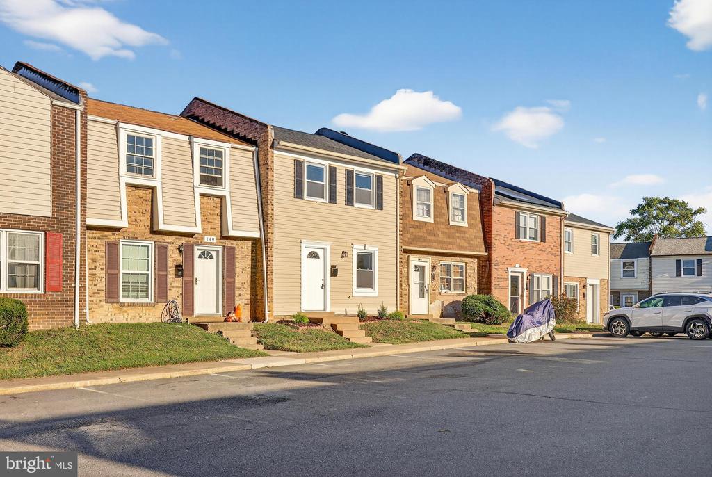 147 HUGHEY COURT