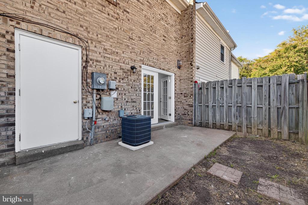 147 HUGHEY COURT
