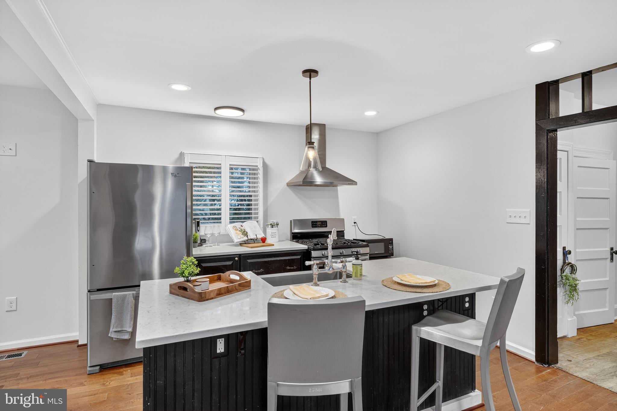 1424 LITTLEPAGE STREET