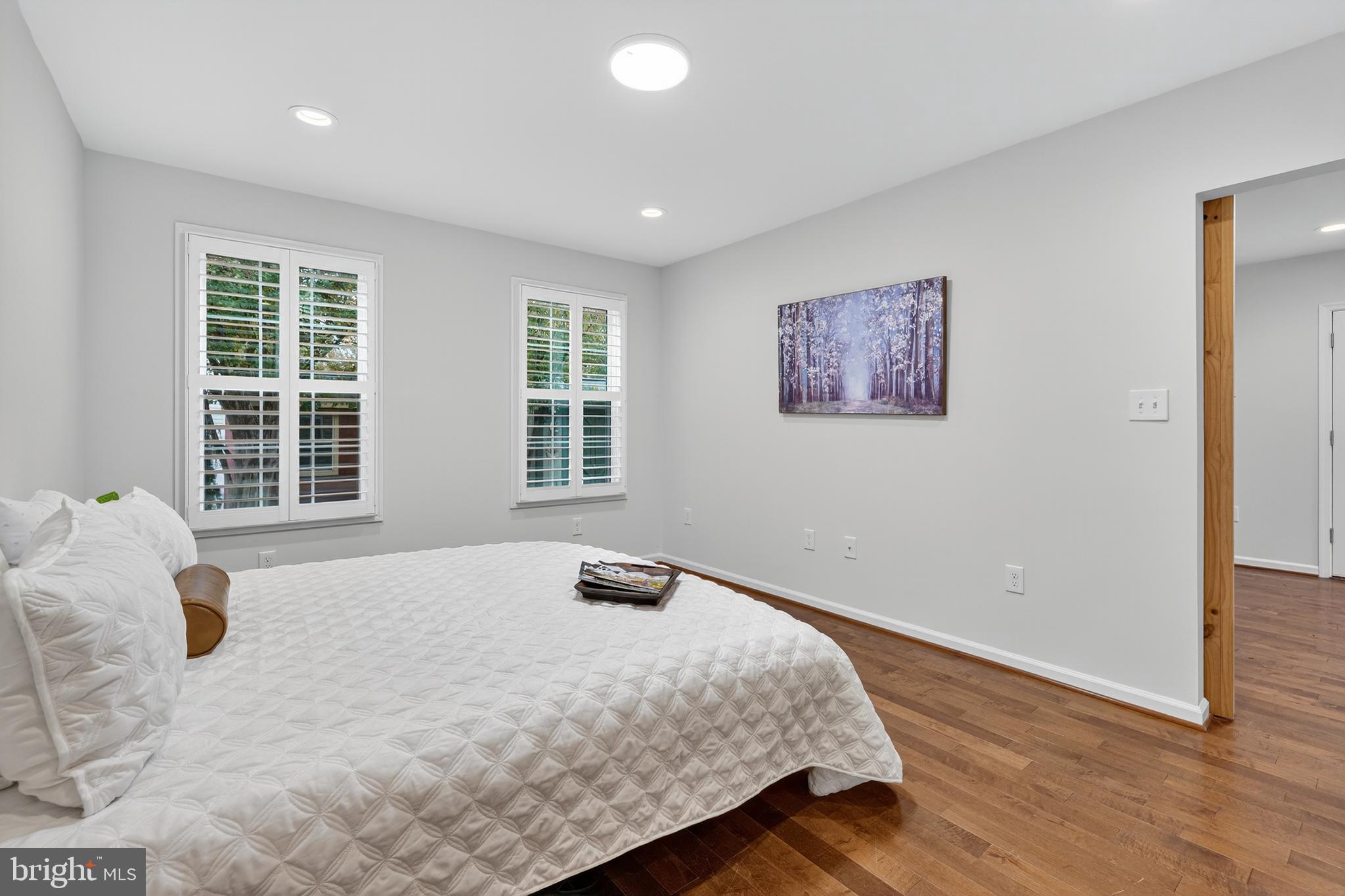 1424 LITTLEPAGE STREET