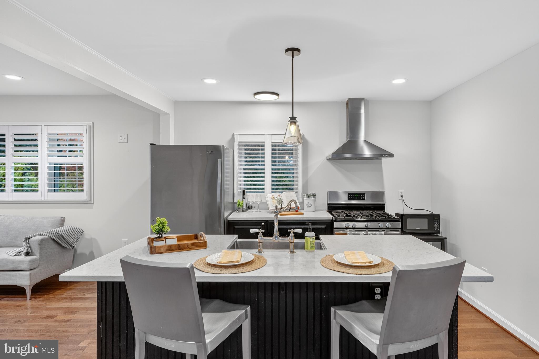 1424 LITTLEPAGE STREET