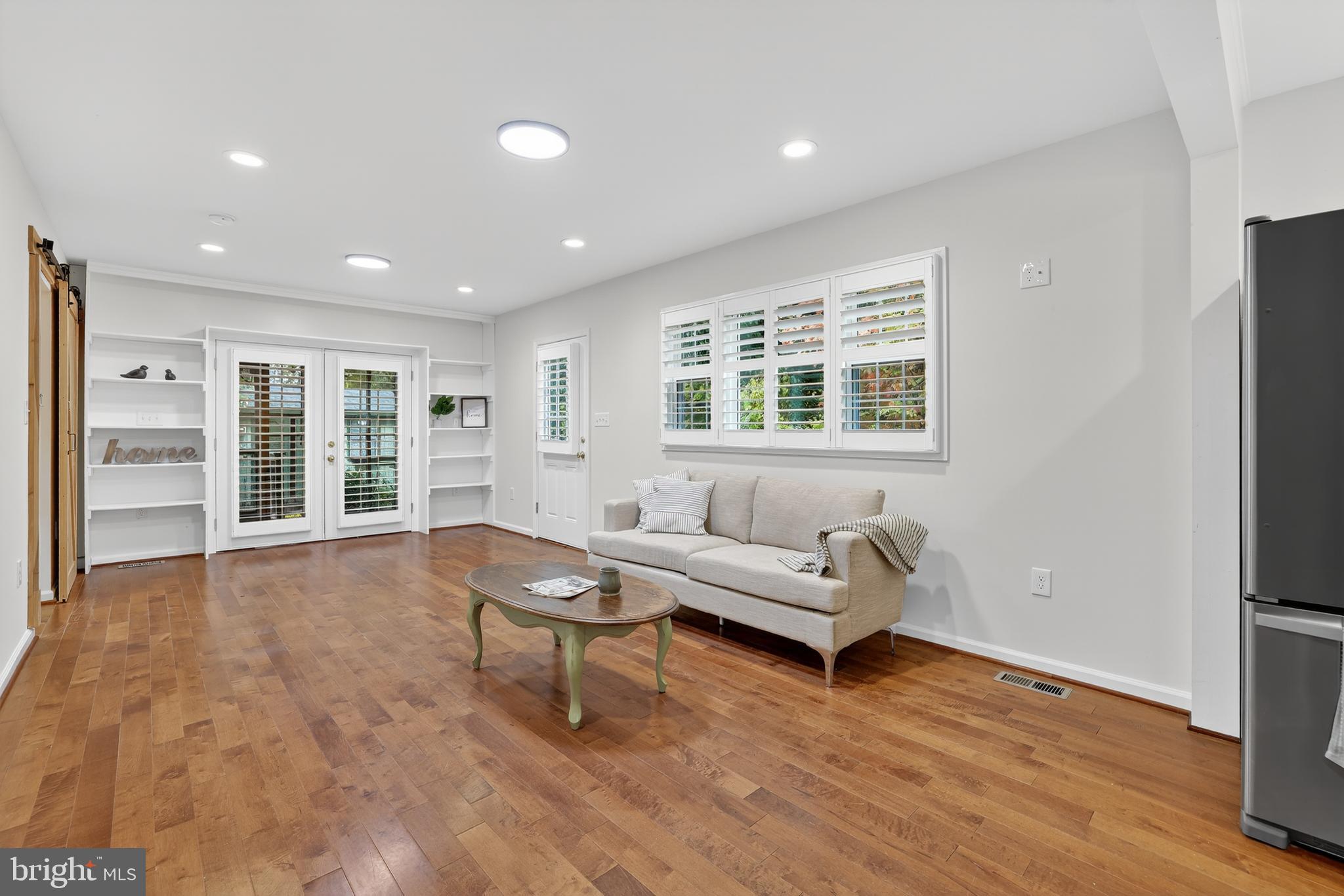 1424 LITTLEPAGE STREET