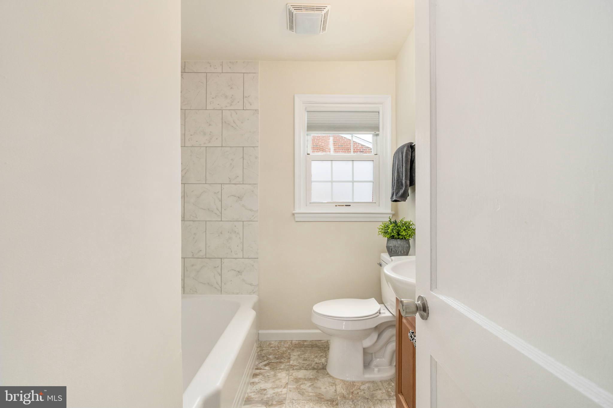 611 BUNKER HILL STREET