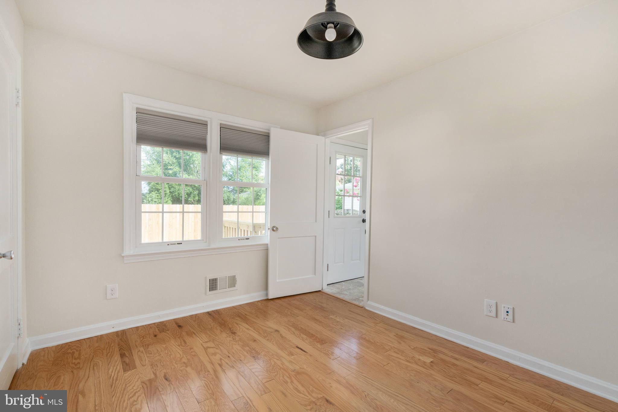 611 BUNKER HILL STREET