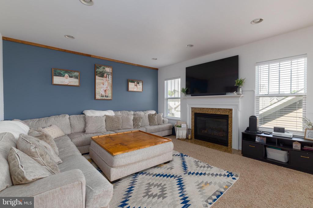 1412 SANDS CIRCLE