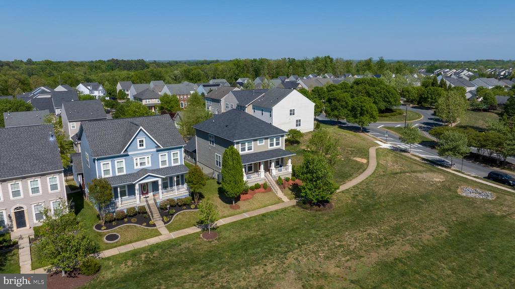 1412 SANDS CIRCLE
