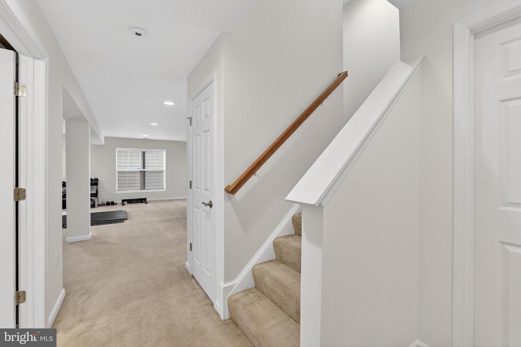 1412 SANDS CIRCLE