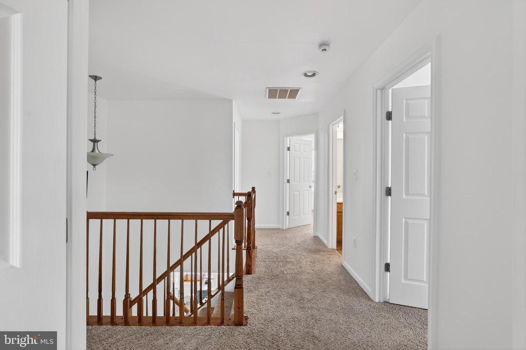 1412 SANDS CIRCLE
