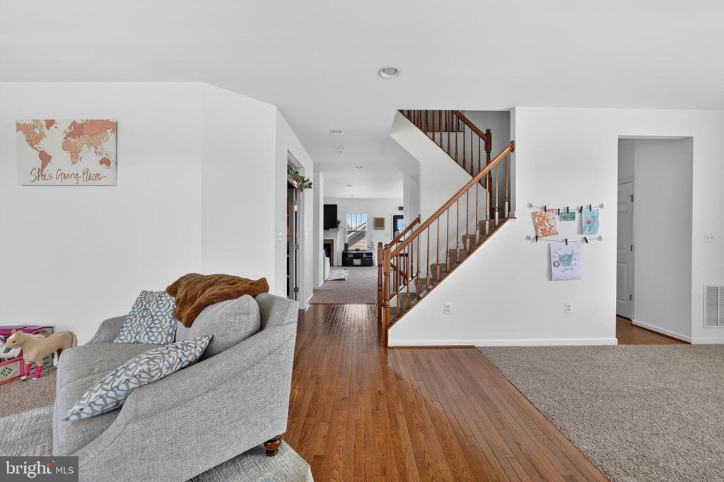 1412 SANDS CIRCLE