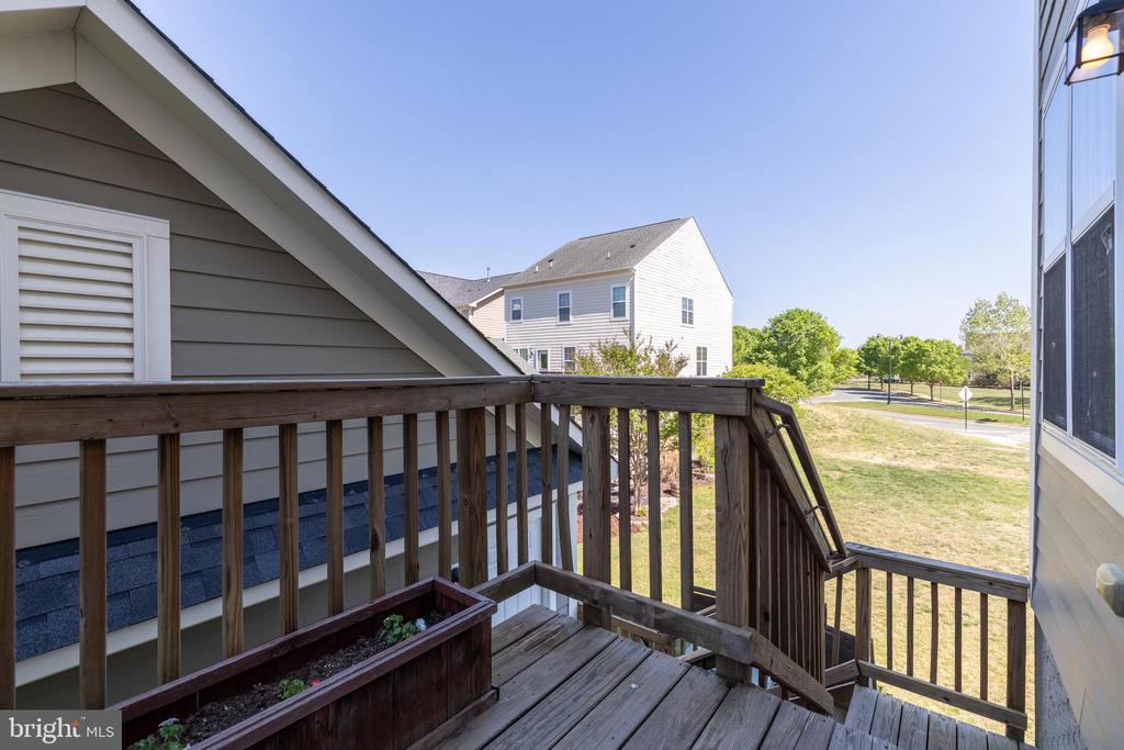 1412 SANDS CIRCLE