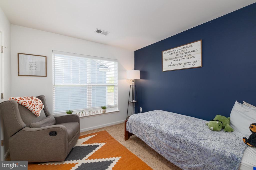 1412 SANDS CIRCLE