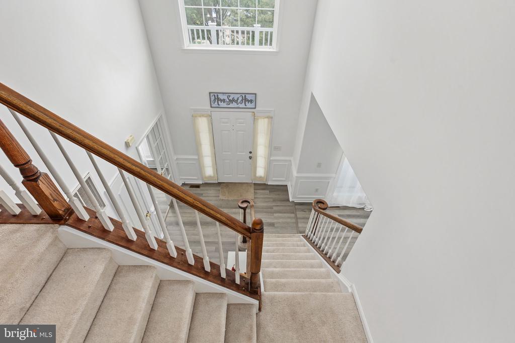 1004 BLACK OAK COURT