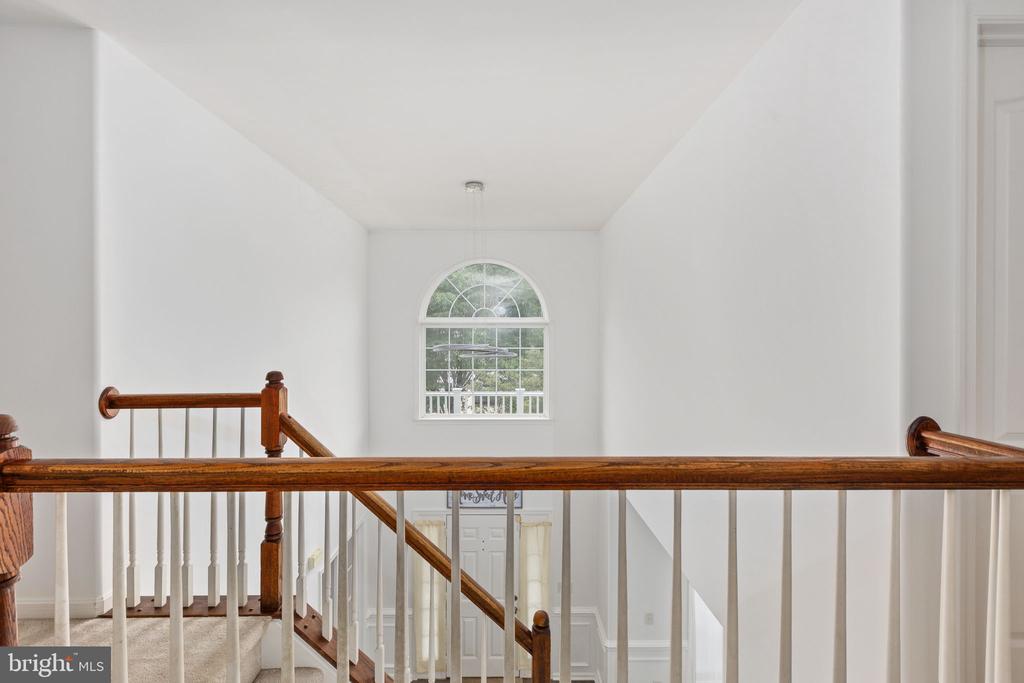 1004 BLACK OAK COURT