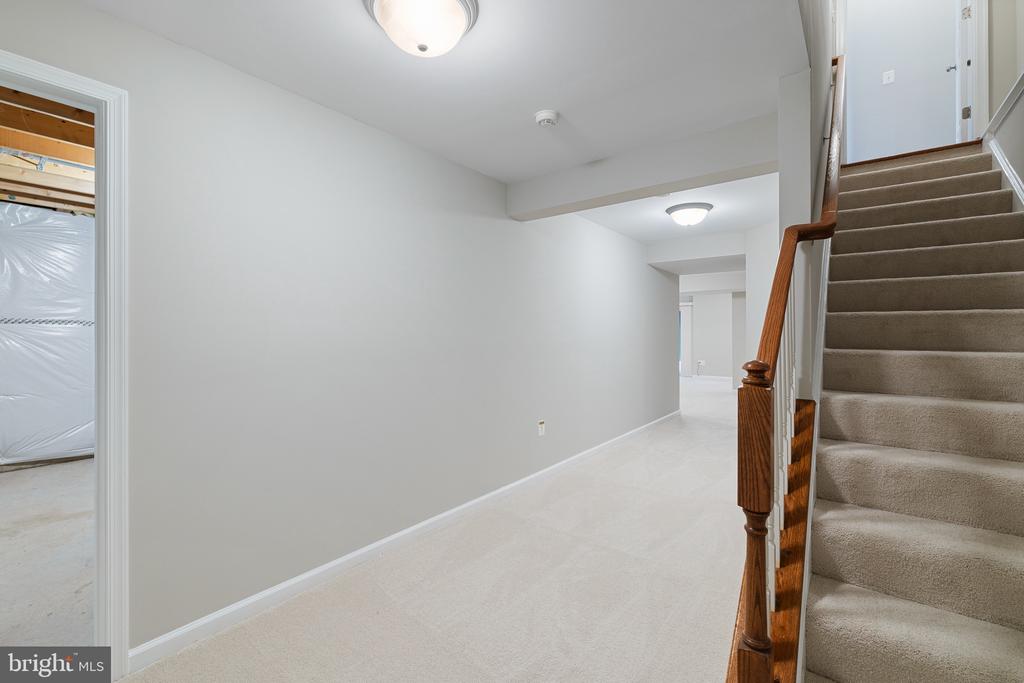 1100 WRIGHT COURT