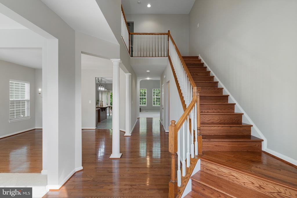 1100 WRIGHT COURT