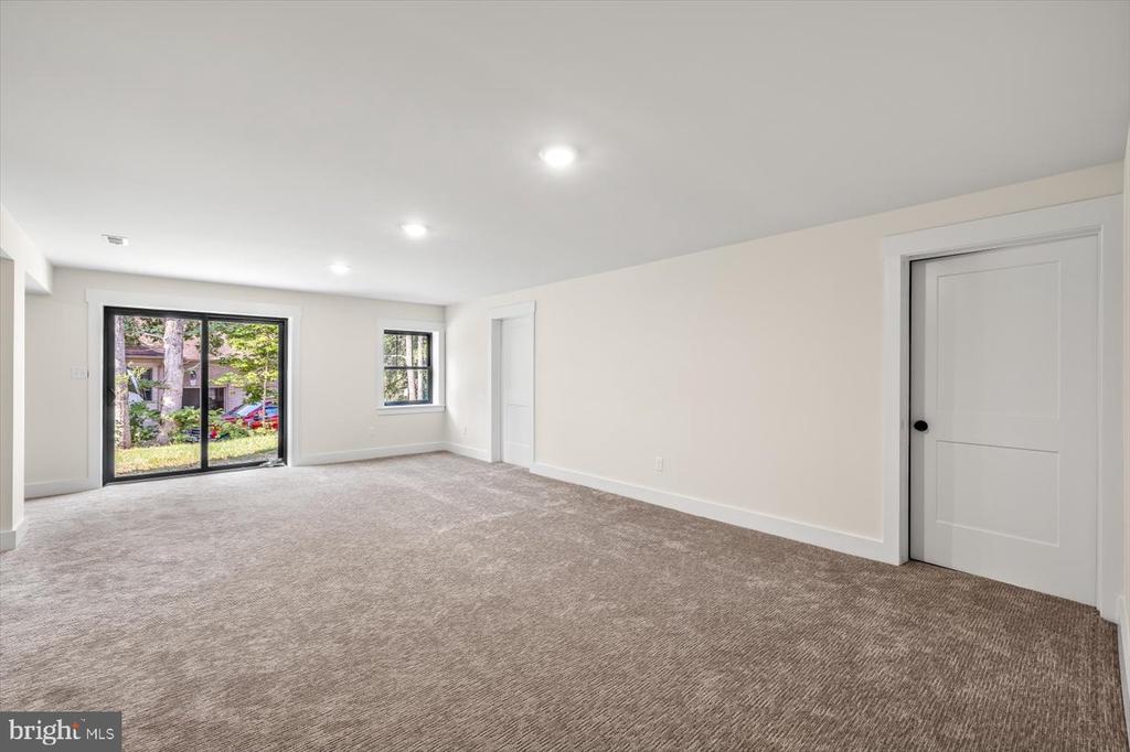 111 HUNTINGTON HILLS LANE