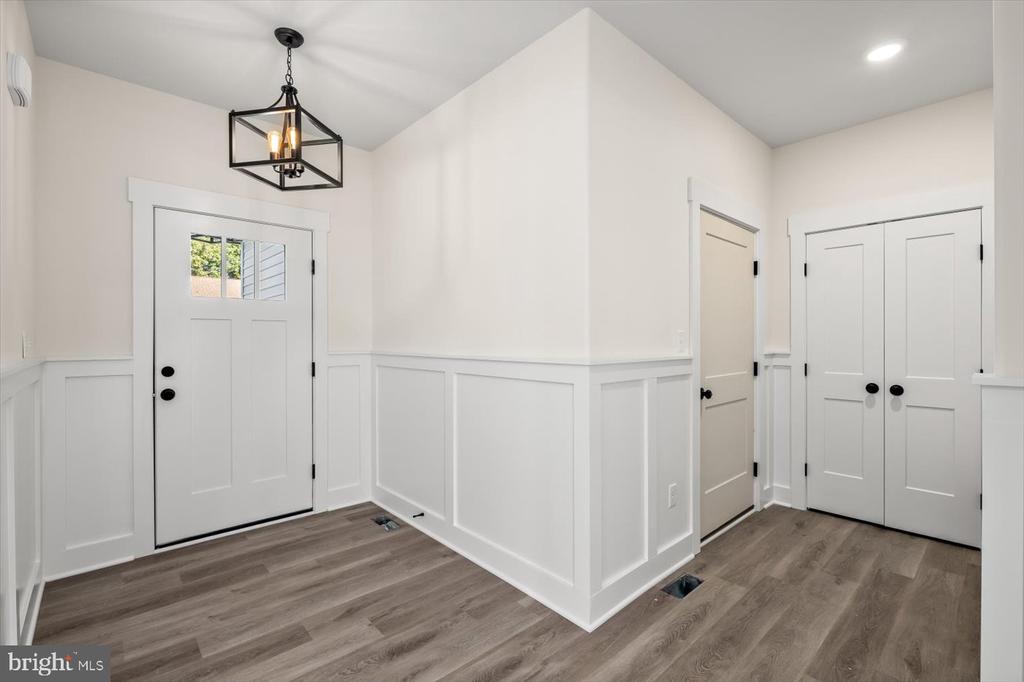 111 HUNTINGTON HILLS LANE