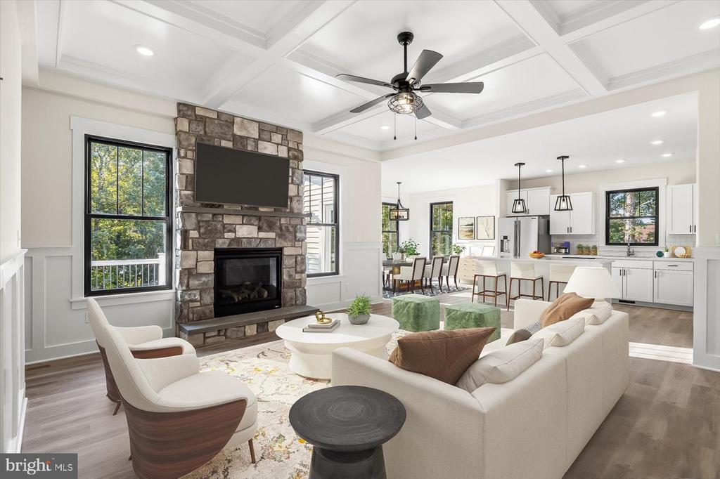 111 HUNTINGTON HILLS LANE