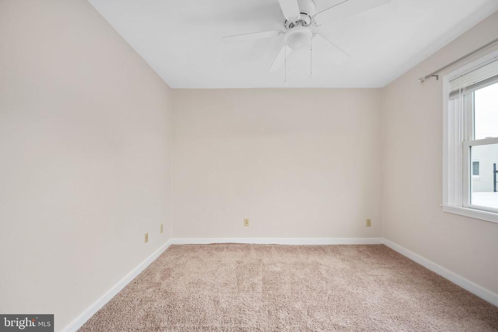 620 KENMORE AVENUE Unit: APT 2