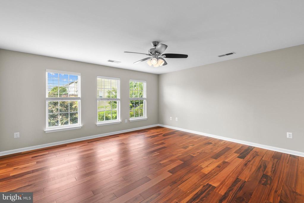 1603 GAYLE TERRACE