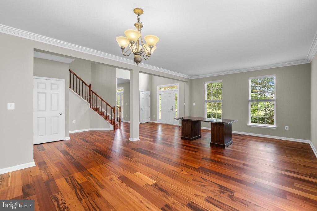 1603 GAYLE TERRACE