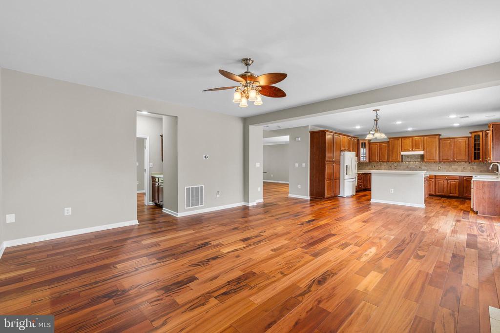 1603 GAYLE TERRACE