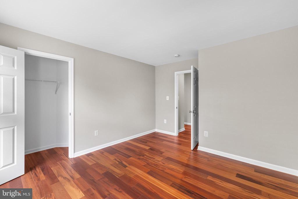 1603 GAYLE TERRACE