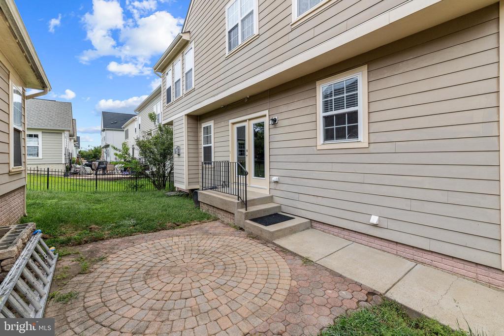 1603 GAYLE TERRACE