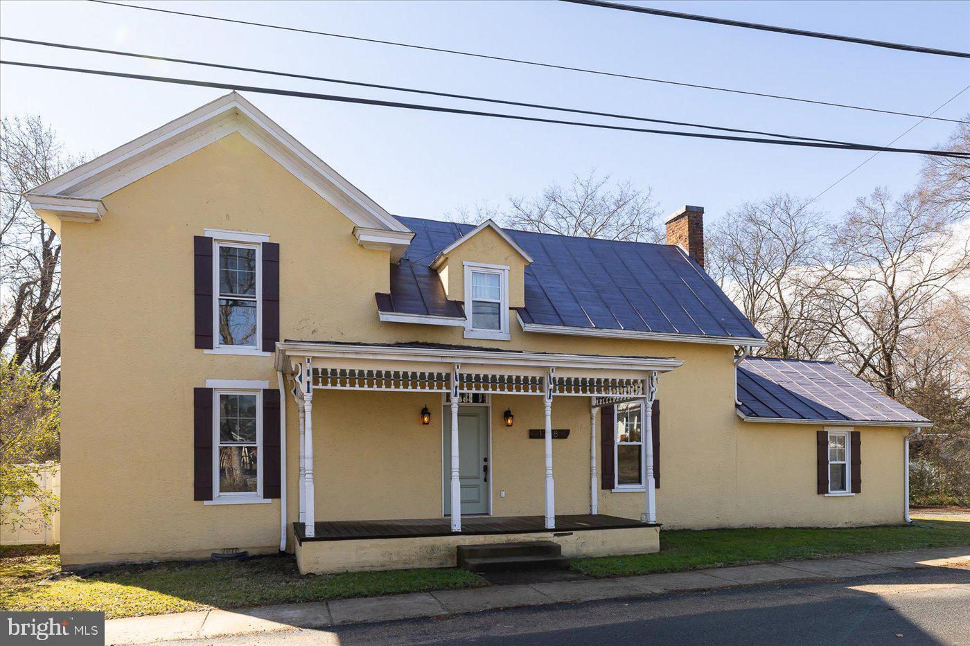 108 W Main St
