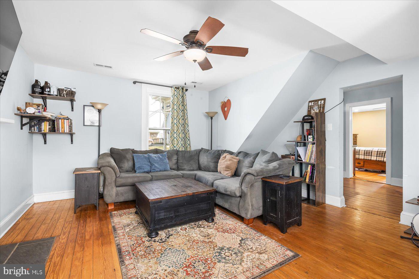 108 W Main St