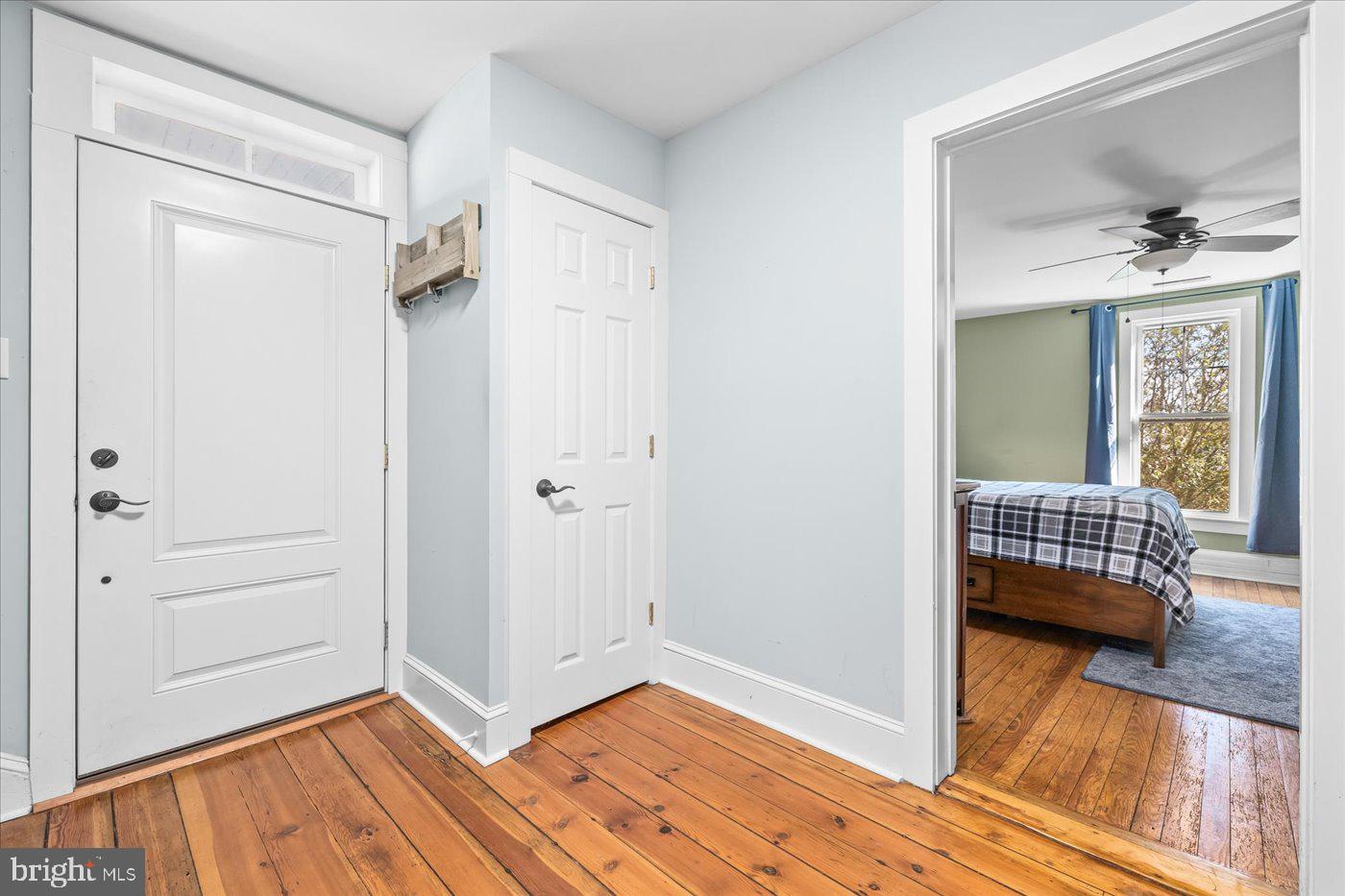 108 W Main St